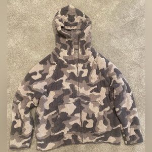 Barefoot Dreams CozyChic Camo Zip Up Hoodie - Large